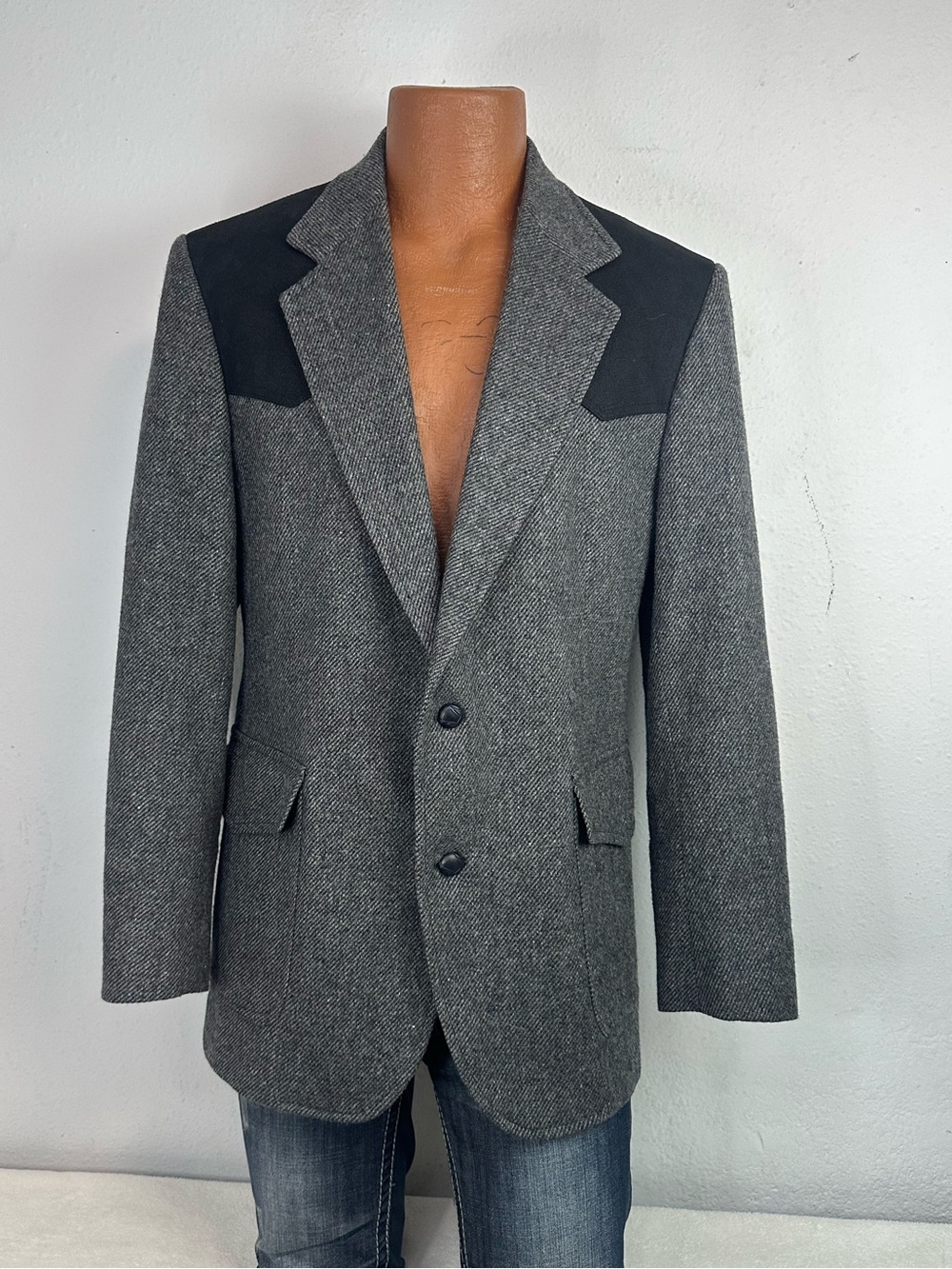 Pendleton 100% Pure Virgin Wool Made in USA Blazer